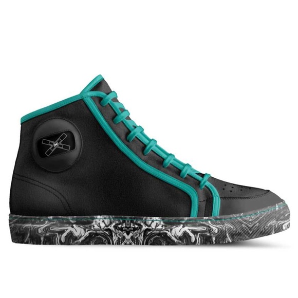 Limited Edition Infamous Taelon Retro Hi Top